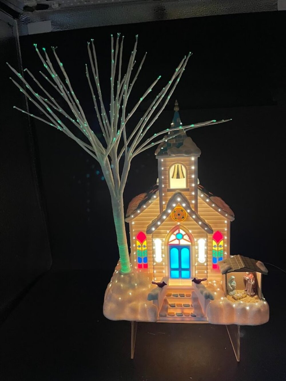Vintage Avon Holiday Splendor Lighted Church Fiber Optic Christmas w/Box Works